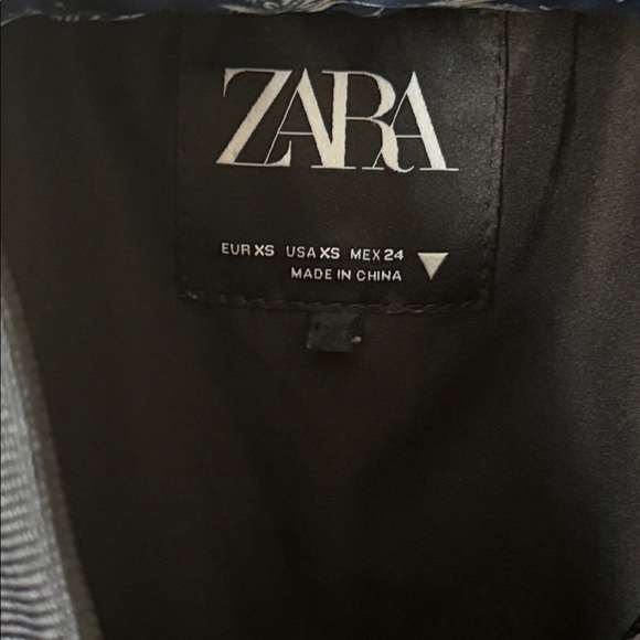 Zara Shiny Cropped Bomber Jacket Shoulder Pads Size Extra Small - Picture 7 of 9